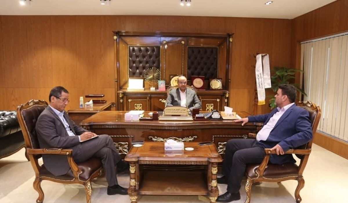 "بوجواري" يتابع توريد الأجهزة الخاصة بالرقابة على الأغذية والأدوية