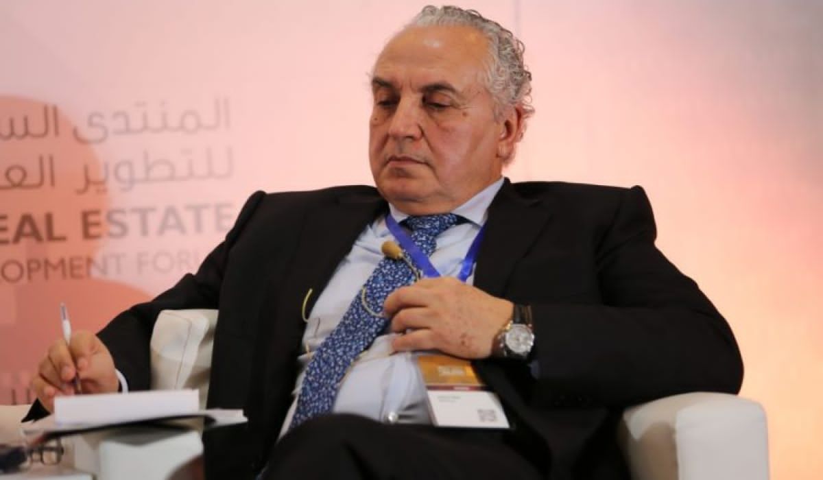 حسني بي: حل أزمة الأسمنت تكمن في تحرير سعره