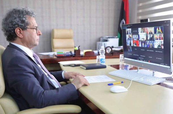 الجوف للتقنيّة النفطيّة تبحث عودة النشاط مع شركة إكس لوغ الفَرنسيّة