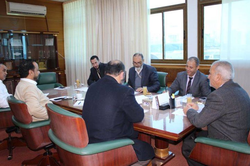 الجمارك تؤكد على منح الشركة الليبية للحديد والصلب مزيدًا من التسهيلات
