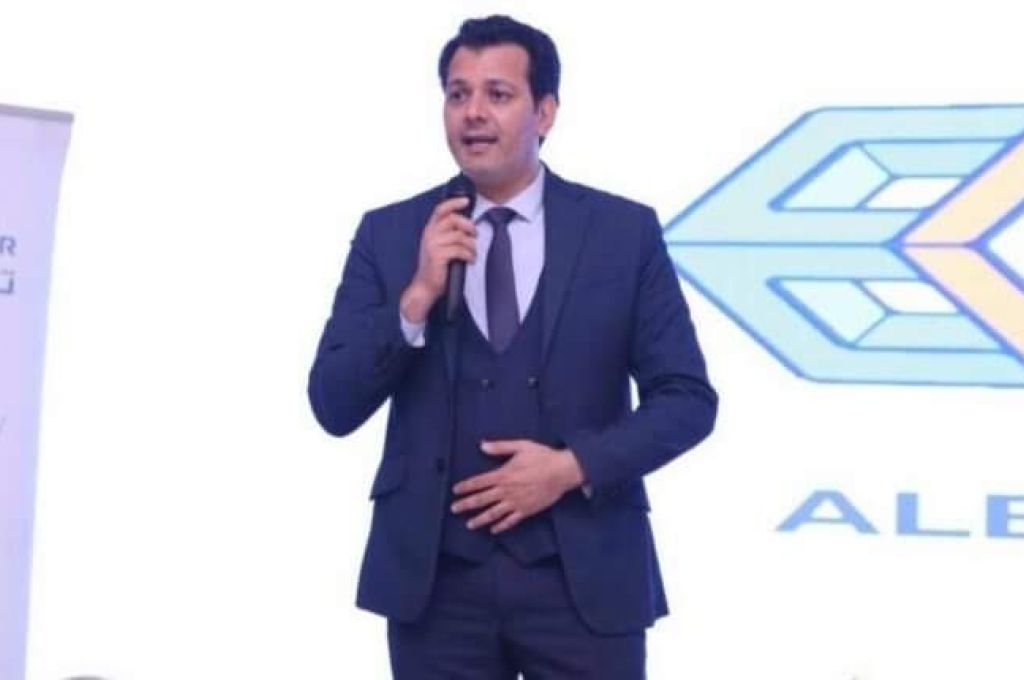 إجمالي المبالغ المباعة للمصارف التجارية بحسب ما نصه بيان المركزي