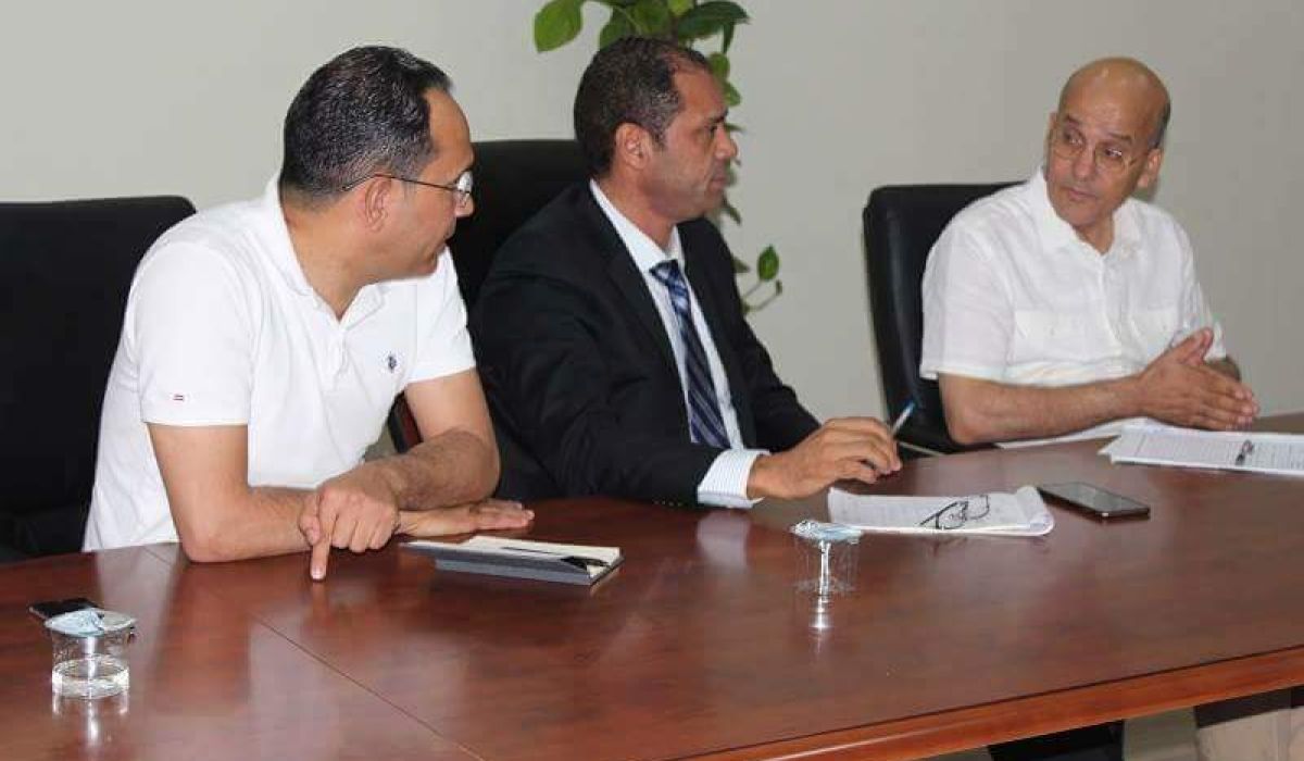 وزير التعليم يجتمع مع شركات طباعة الكتب المحلية