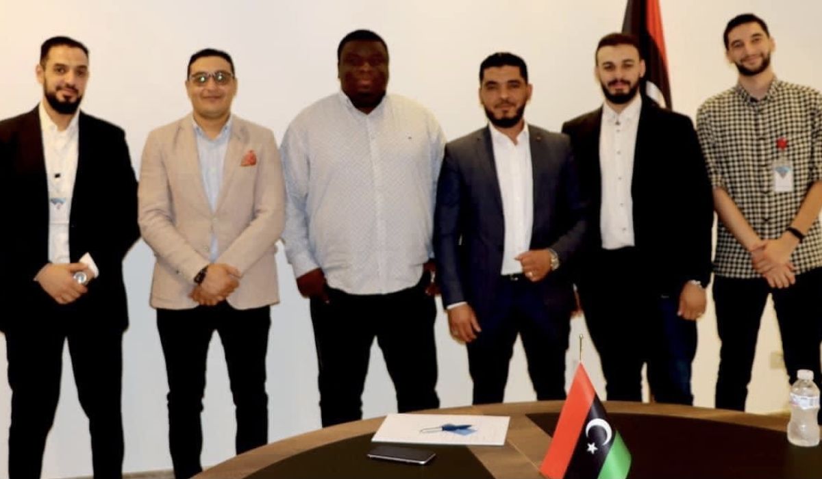 فريق العمل الاقتصادي يجتمع مع شركة عابرة الصحراء لمناقشة سبل وضع التحول الرقمي وخدمات الانترنت