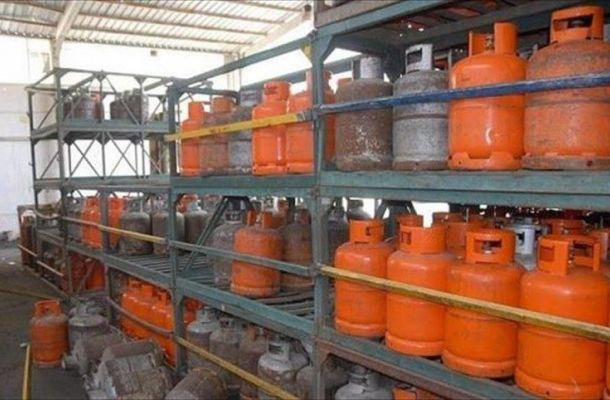 الثني يبحث إعادة تشكيل مجلس أمناء صندوق الإنماء الاقتصادي والاجتماعي