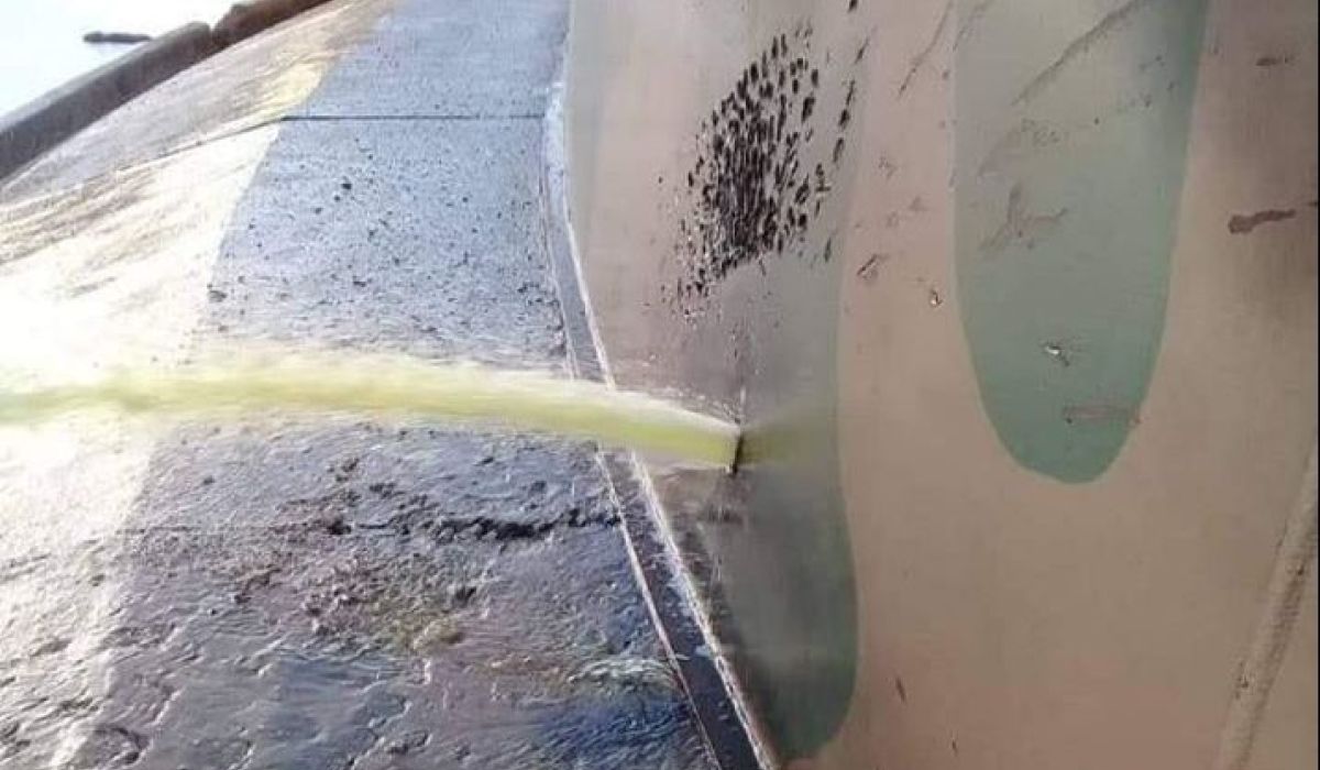 البريقة: إصابة خزان مُنتج الديزل بمستودع طرابلس النفطي