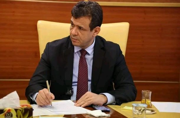 خلال اجتماعه مع رئيس المجلس الرئاسي.. "العابد" يقدم إحاطةً كاملة حول عمل وزارتي العمل والتأهيل والخدمة المدنية