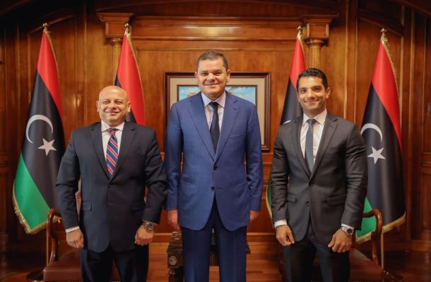 الصور يجتمع مع وزير المالية لمناقشة آلية تساهم في القضاء على الجرائم