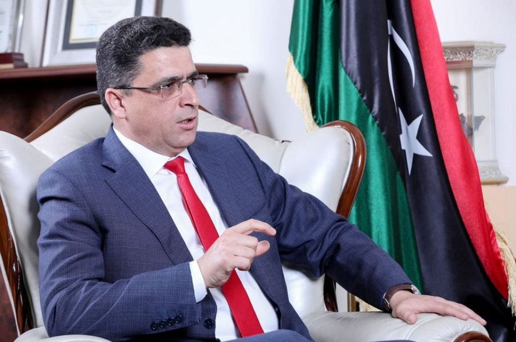 "ابراهيم والي": يجب أن يخرج المصرف الخارجي من التبعية إلى مؤسسات الدولة وذمة مالية مستقلة عن المجلس الرئاسي