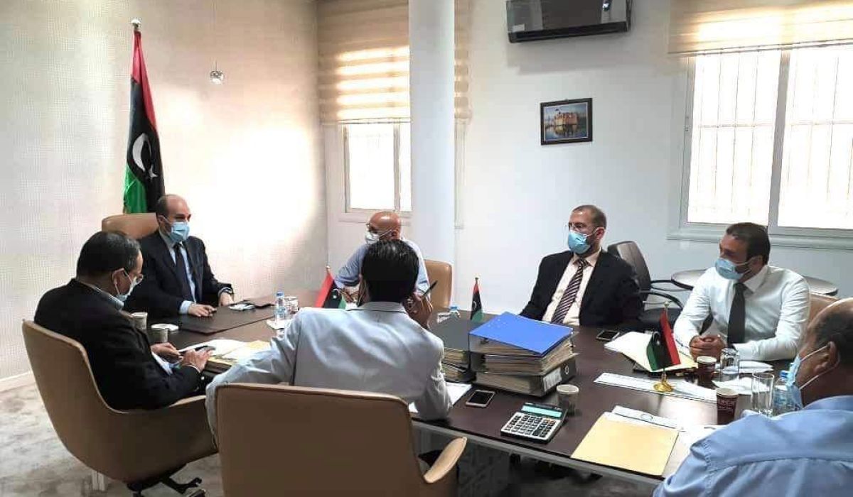 تعليم الوفاق تبحث ملف تأخر صرف مرتبات المعلمين المتعاقد معهم