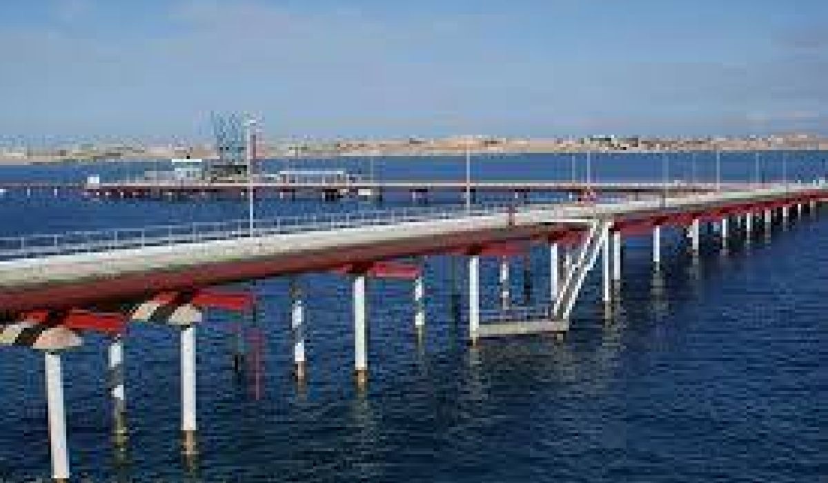 ناقلةٌ نفطية تكلف ليبيا 60 ألف دولار يومياً ...