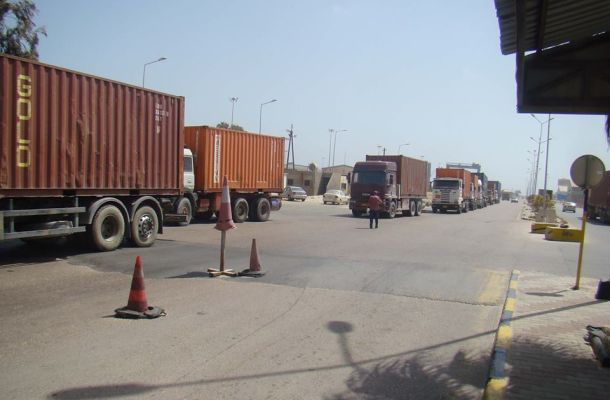 البدء في اعمال صيانة المهبط بمطار مصراته الدولي