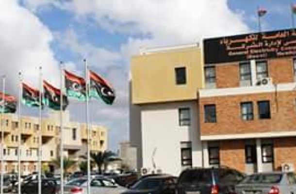 عضو الرئاسي يجتمع بالمندوبة السياسية للأمم المتحدة والمسؤولة عن ملف المصالحة الوطنية