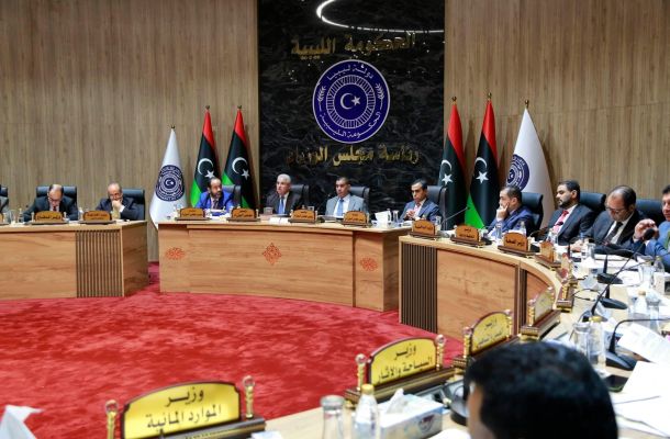 خاص.. "مصباح العكاري": قرار تعديل سعر الصرف صحيح.. وهذا ما حدث بالتفصيل