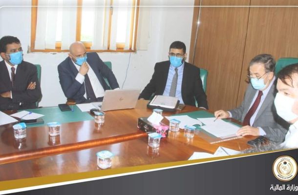 اطلاق سراح سبعة هنود يعملون في شركة إنشاءات و إمدادات حقول النفط في ليبيا