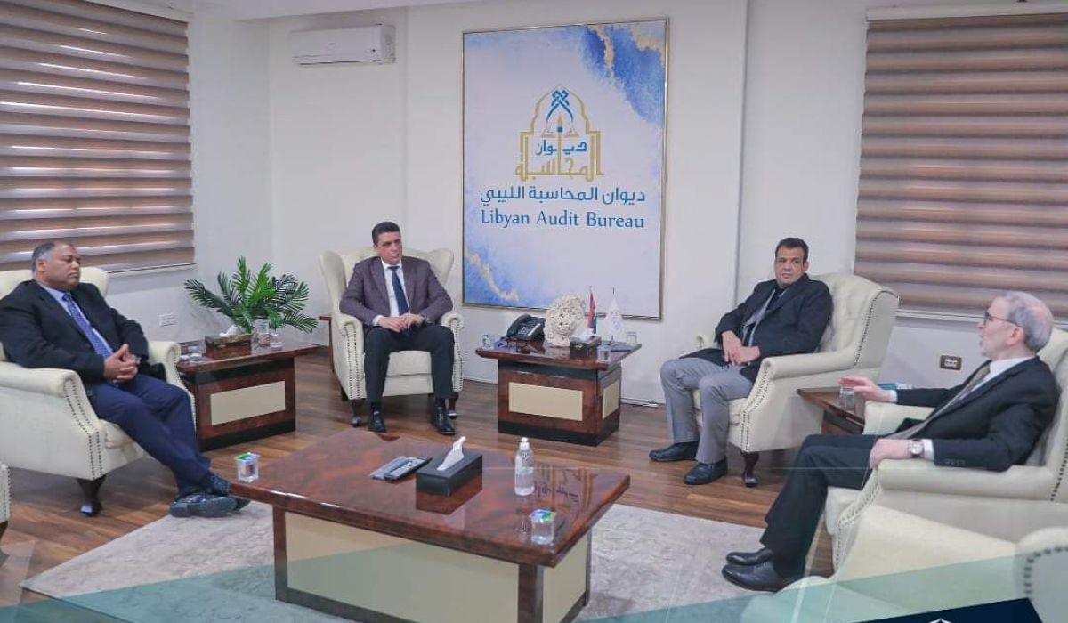 "شكشك" يبحث تفعيل مشروعات المؤسسة الوطنية للنفط في المنطقة الجنوبية