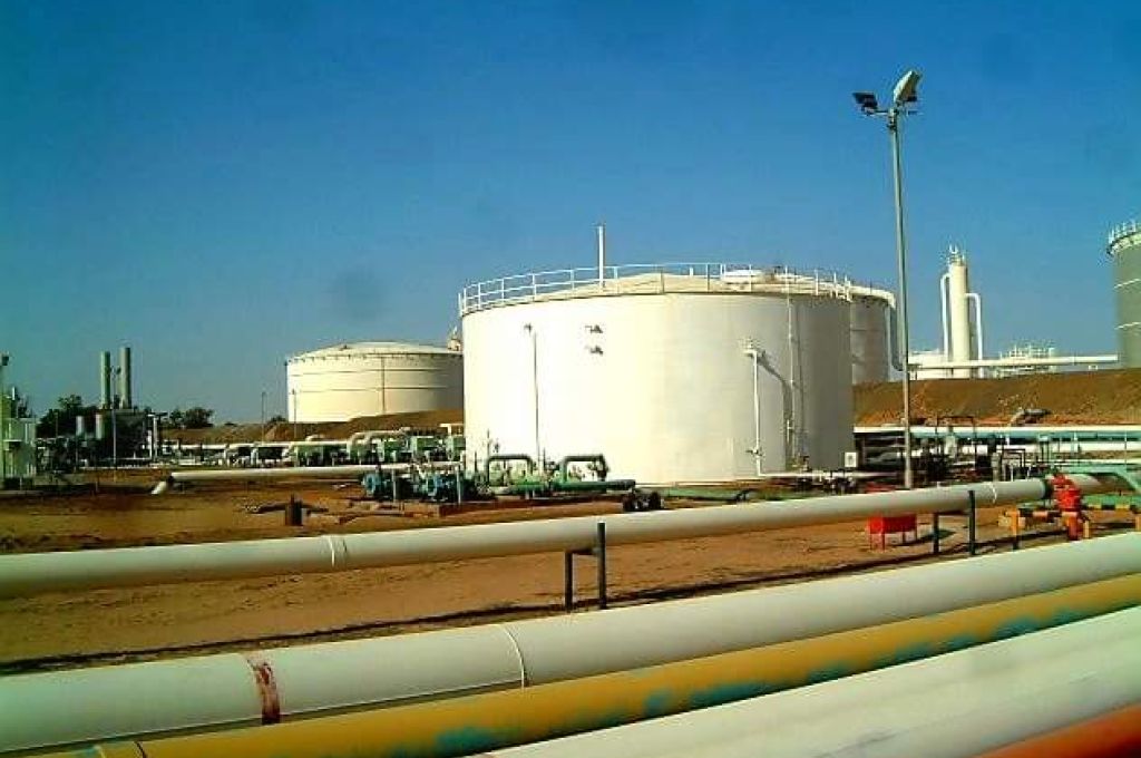اجتماع بين وزارة الحكم المحلي والبرنامج الوطني للمشروعات الصغرى والمتوسطة لبحث آليات التعاون المشترك