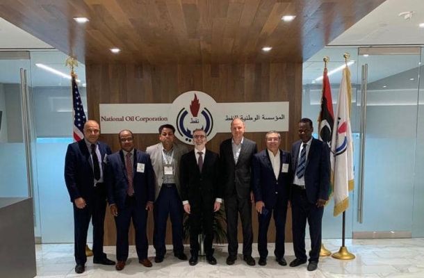 الشركة القابضة للاتصالات تقدم مساعدات لعدد 1620 أسرة نازحة بتاجوراء