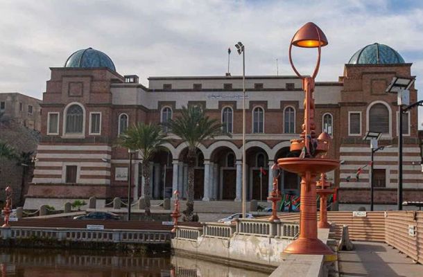 خاص.. مصادر لصدى: مدير عام الجمارك يخالف القوانين وينقل تبعية مركز مصراتة ويمنح موافقات للتصدير بالمخالفة