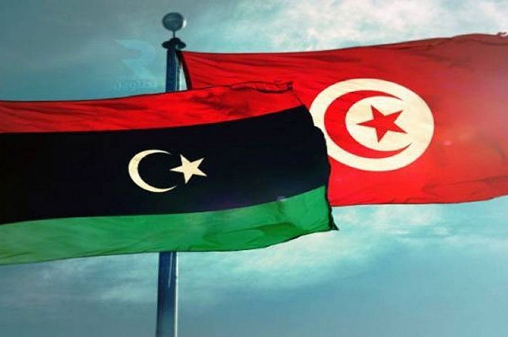 نقابة عمال النفط تطالب حكومة الوفاق بتفعيل قانون زيادة مرتبات القطاع