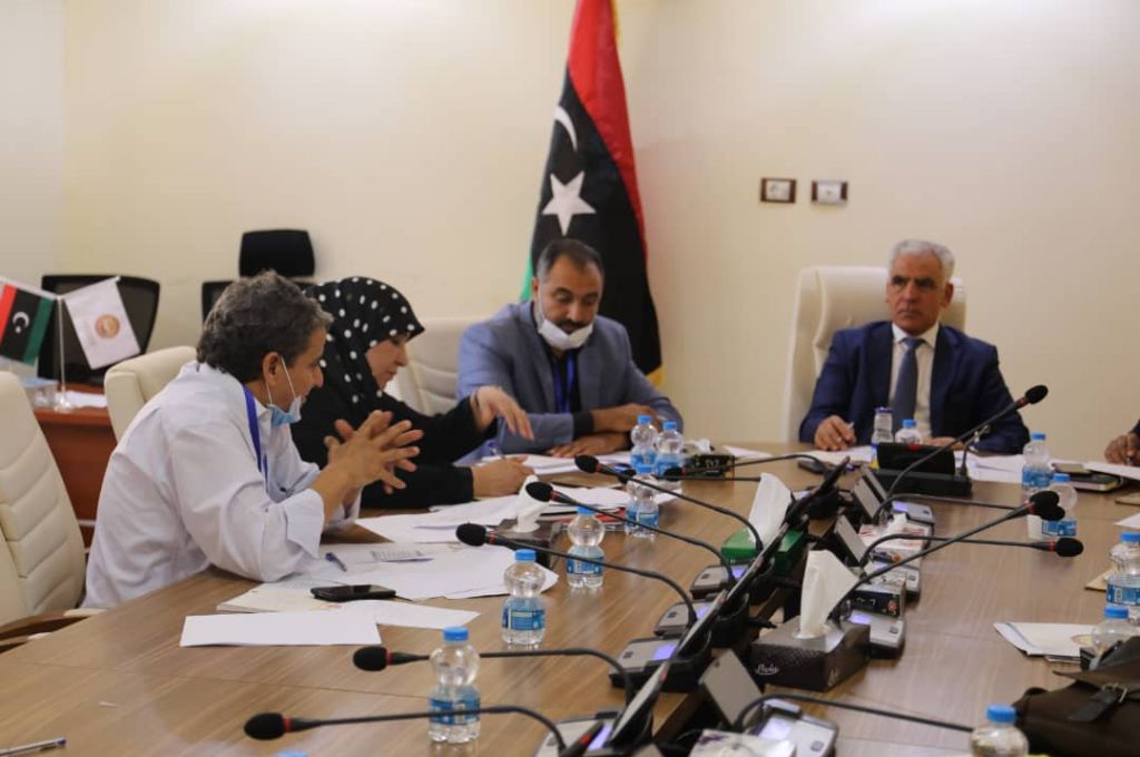"السراج" يناقش عددًا من الملفات الخدمية الخاصة ببلدية زوارة