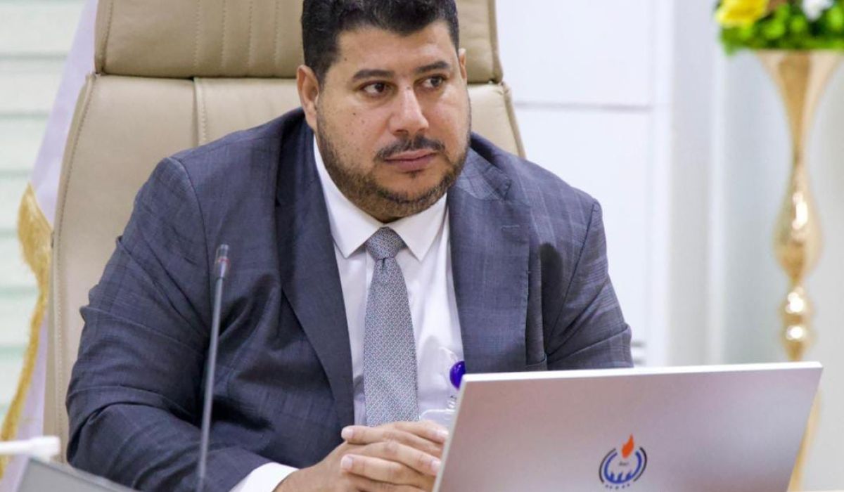 في مقابلة مع "بلومبيرغ".. الوطنية للنفط تكشف عن العقود الموقعةمع شركات نفط عالمية