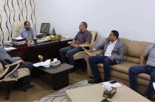 الحويج يوجه تعليماته لمراقبي الاقتصاد والتجارة البدء في تنظيم وحصر الأنشطة التجارية بالمنطقة الغربية