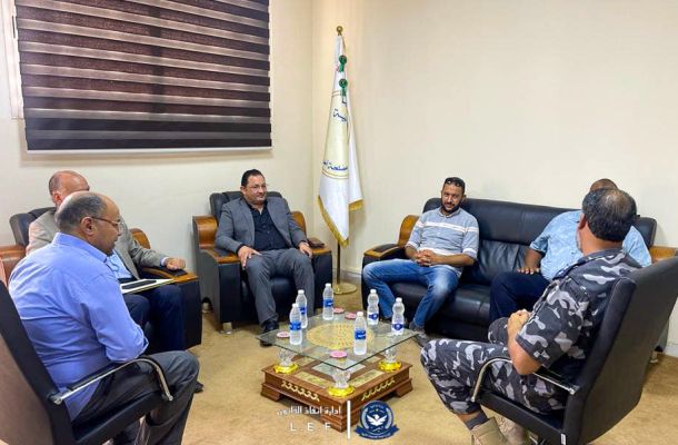 إدارة إنفاد القانون تقوم بإزالة المباني المتواجدة بحرمة خط الغاز