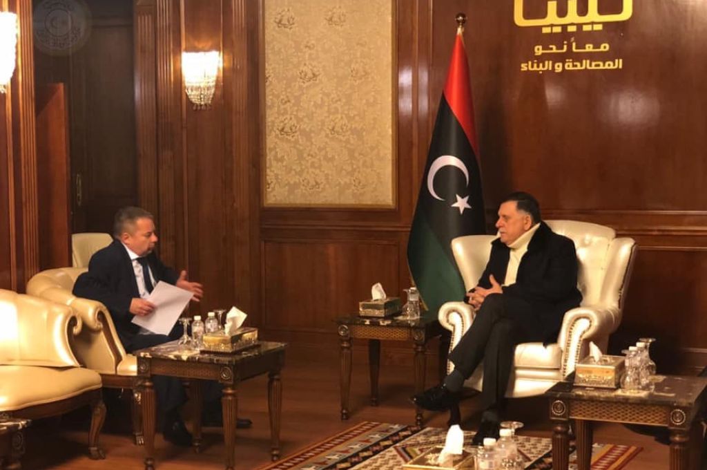 الرئاسي يوقف أعمال لجنة أزمة الوقود والغاز برئاسة الهجرسي