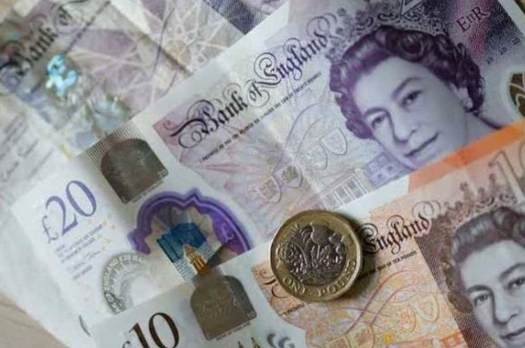 رويترز: مواطن مكسيكي طلب منه توقيع وثيقة تسمح بترحيله إلى ليبيا