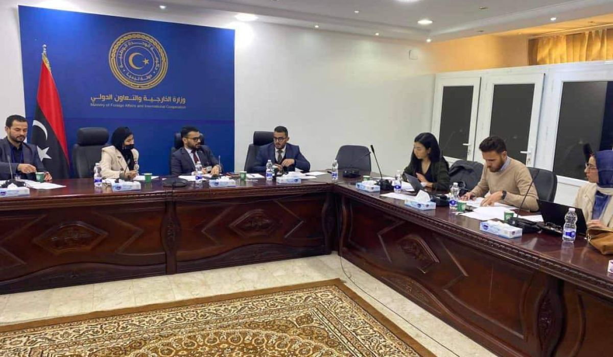 اجتماع لمناقشة مجالات متعددة أهمها السلام والحوكمة والانعاش الاقتصادي والتنمية المجتمعية وغيرها