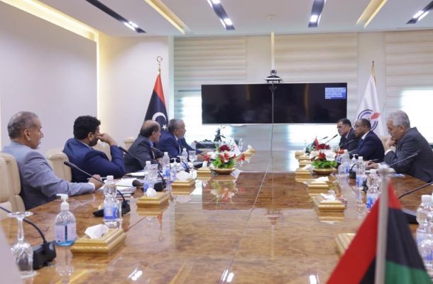 "الحاسي" يؤكد على تشكيل غرفة لمتابعة ملف الغاز والوقود والكهرباء