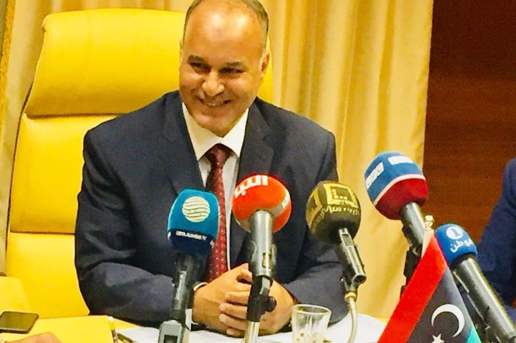الكبير: الدينار مازال يتعافى وأزمة البنوك متشعبة بسبب غياب الأمن ودور المؤسسات