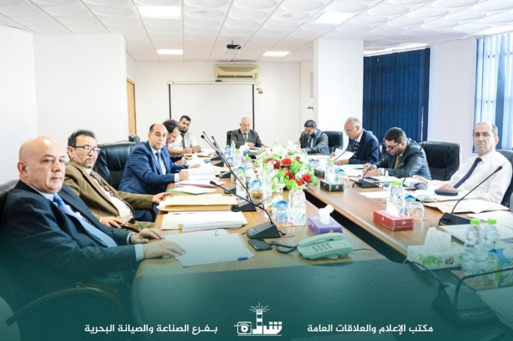 "التجاري الوطني" يؤكد توفر السيولة واستمرار فروعه بشحن بطاقات الأغراض الشخصية وفتح الاعتمادات المستندية