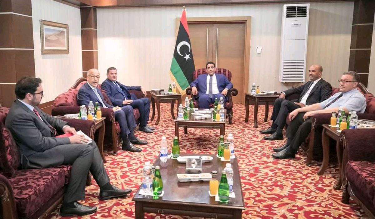 الكبير والحبري يؤكدان على عقد اجتماعات دورية لمجلس إدارة المصرف المركزي