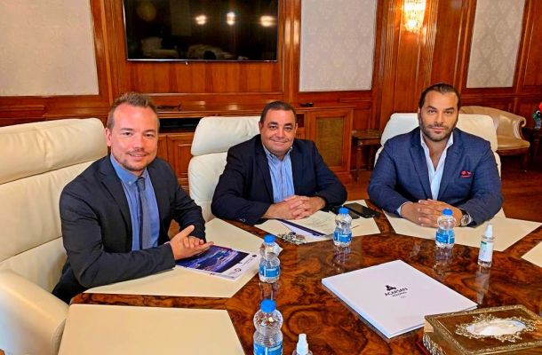 الصور يجتمع مع وزير المالية لمناقشة آلية تساهم في القضاء على الجرائم