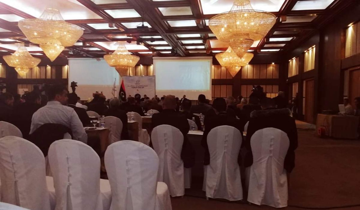 إنطلاق ندوة تحت عنوان "الشراكة بين القطاع العام والقطاع الخاص في مجال المطارات"