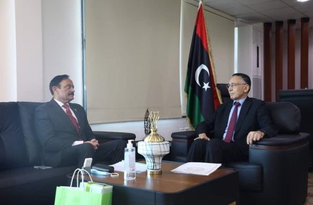 العامة للكهرباء تبحث آخر مستجدات حملة تحصيل الإيراد العام والقضاء على التوصيلات الغير شرعية