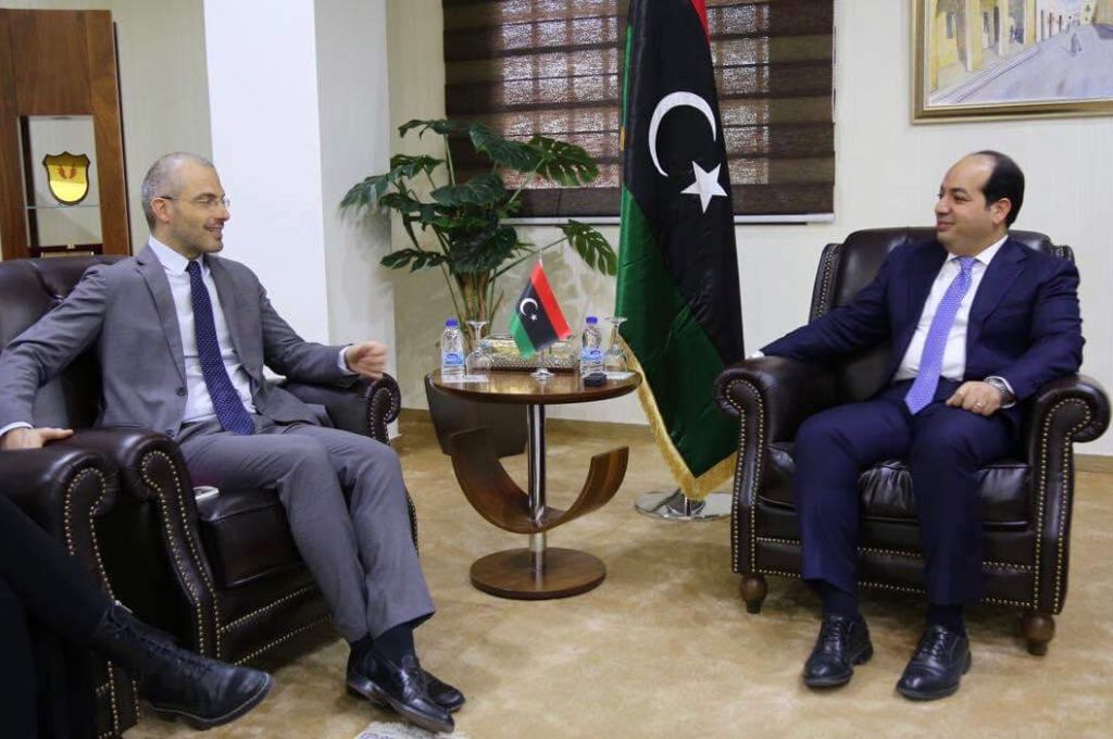 السراج في زيارة عابرة لمالطا يناقش مشاكل الهجرة والأمن مع موسكات