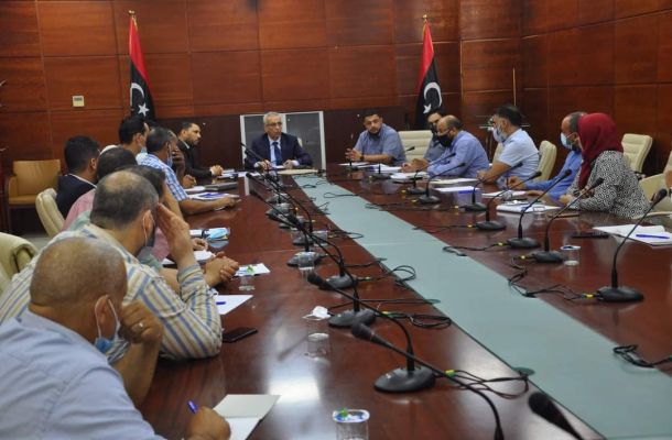 الحويج يقوم بتشكيل لجنة تتولى دراسة تكلفة الخبز وتسعير مادة الدقيق