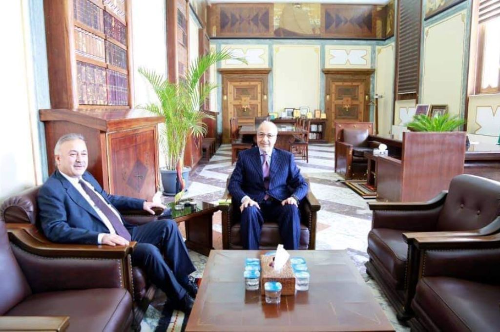 خاص: تزامناً مع عودة العمل بمركزي بنغازي.."الحبري" يستمر بممارسة مهامه