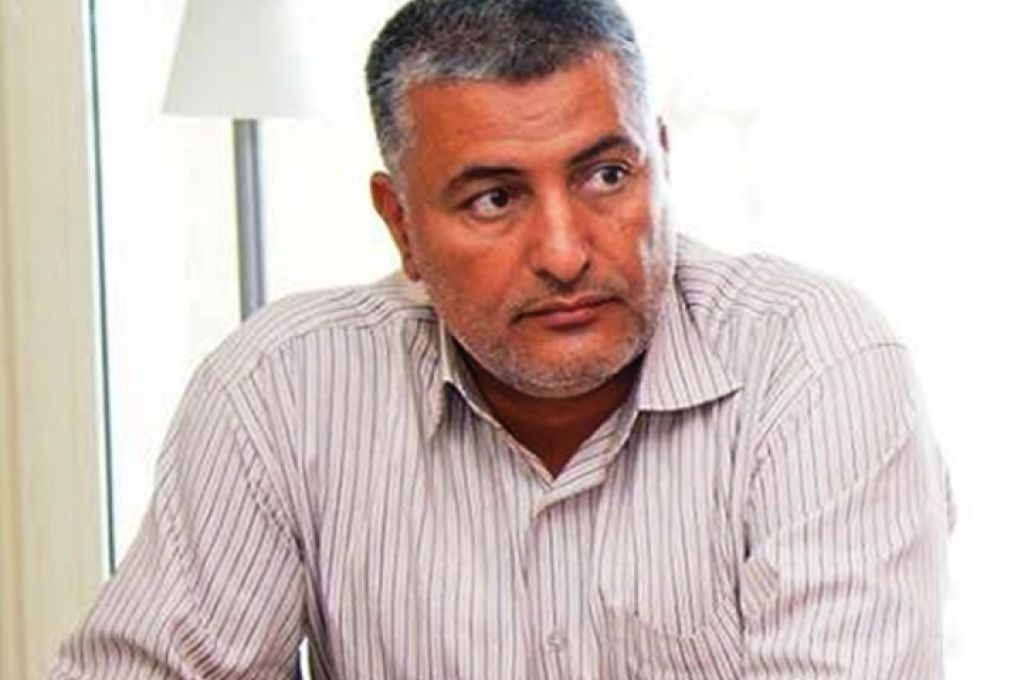 الثني يواصل بحث ملف المواطنين العالقين بالخارج ويتخذ حزمة من الإجراءات