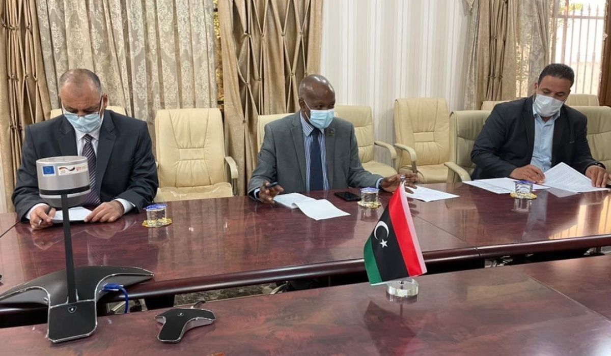 اجتماع عمل بين وزارتي الحكم المحلي والعمل بحكومة الوفاق الوطني