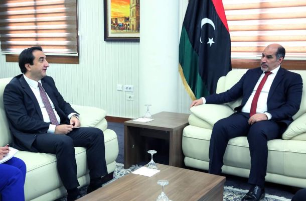 السنوسي يؤكد استلام ساركوزي لثمانية ملايين دولار خلال الانتخابات الفرنسية