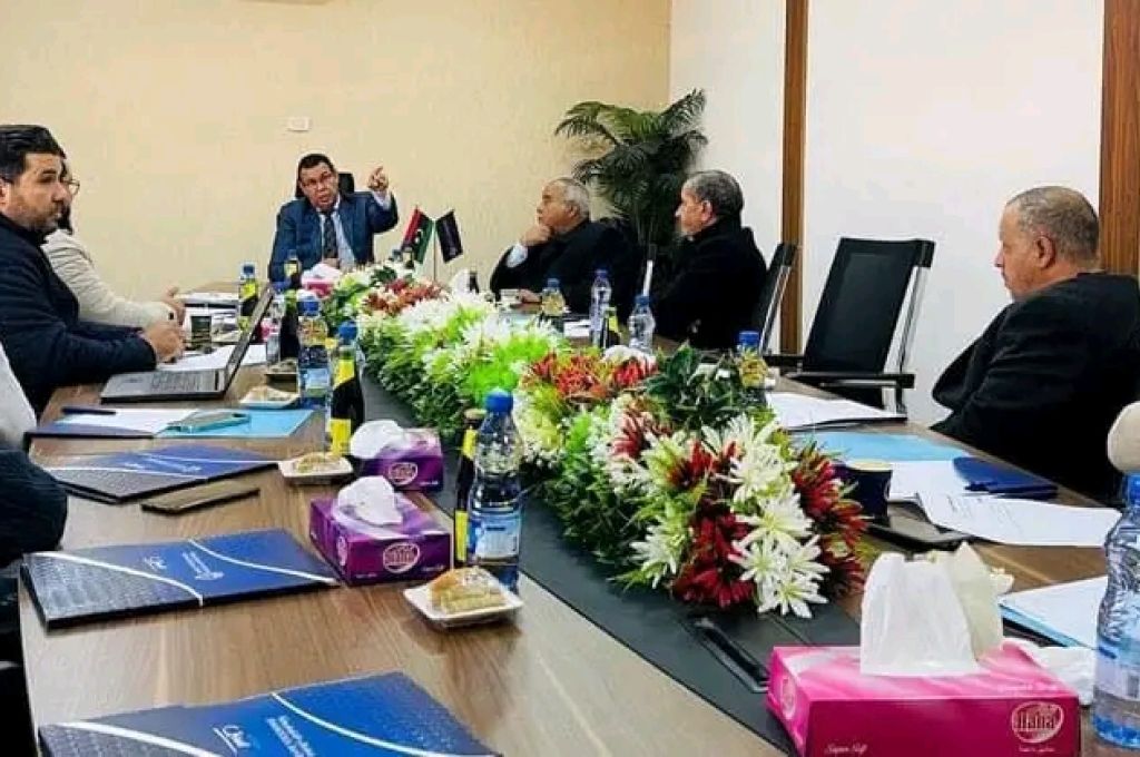 خاص..مصدر بالمجلس الوطني للحريات العامة وحقوق الانسان: الموظفين المشمولين بقرار الافراجات 920 موظف