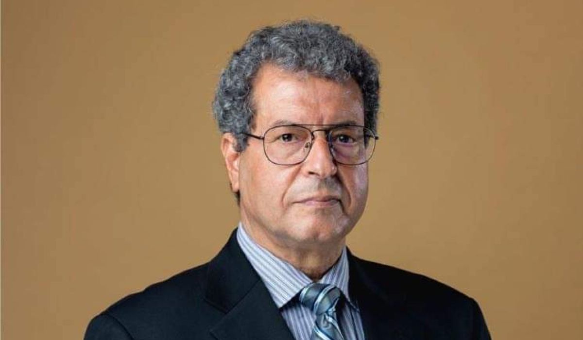 محمد عون يؤكد على اهتمام وزارة النفط بتوفير المحروقات خاصةً في الجنوب الليبي
