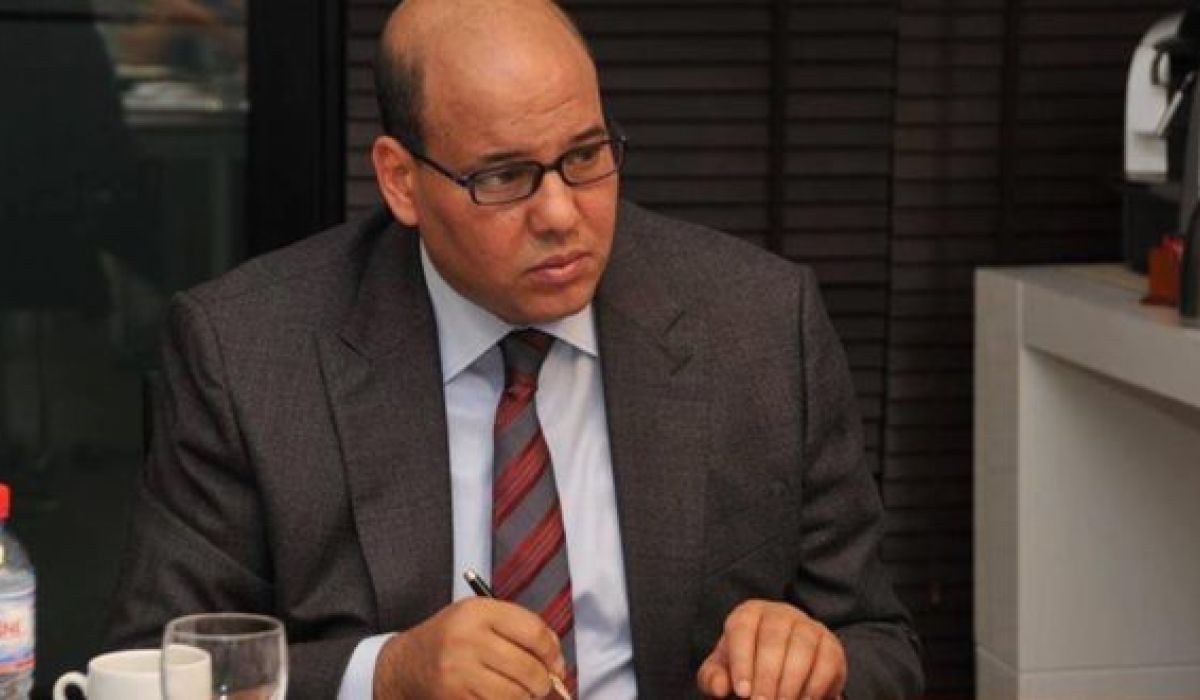 رويترز : جسر التواصل بين الشرق والغرب " المجبري " يتعرض للأعتداء في مقر إقامته بطرابلس