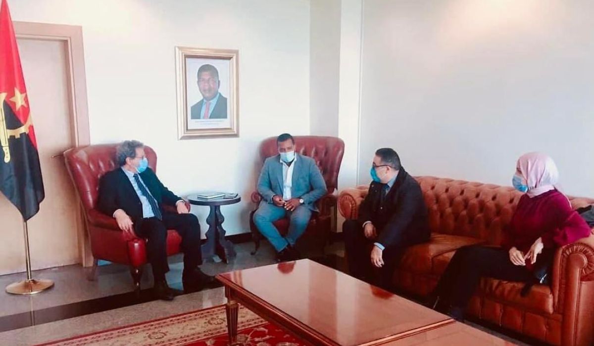 خلال زيارته إلى دولة أنغولا.. "عون" يناقش نتائج المفاوضات مع البنك الأفريقي لدعم الصناعة النفطية بأفريقيا