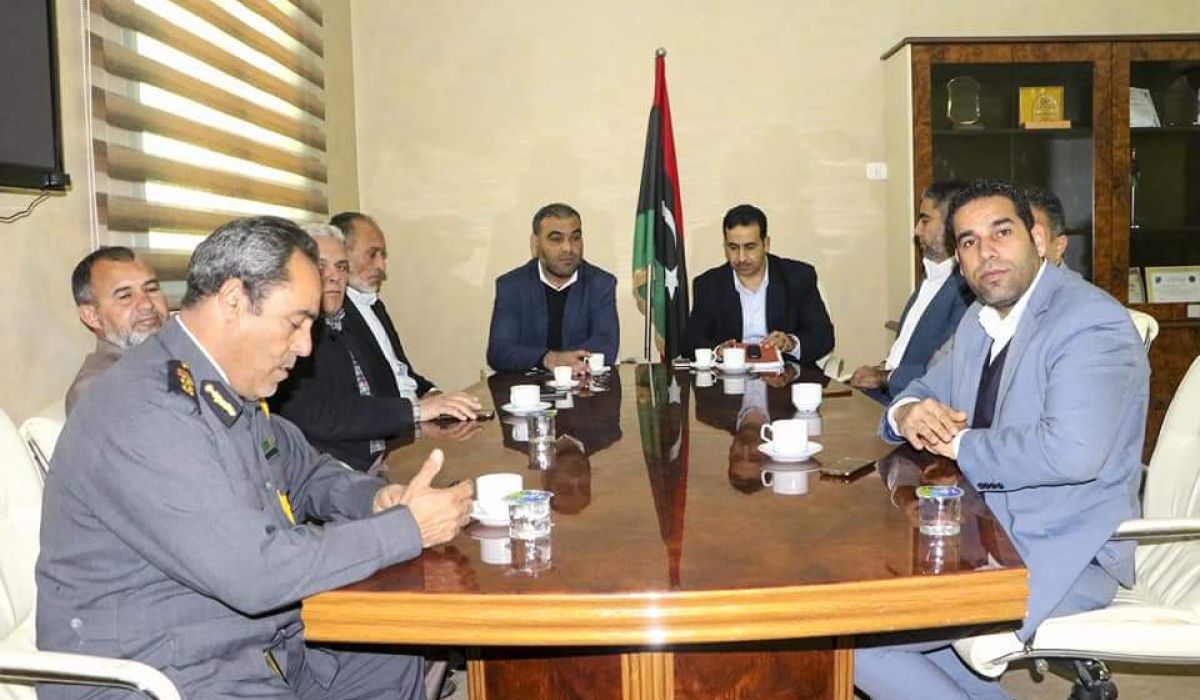 نائب بلدية صرمان في زيارة تفقدية لإيجاد حلول لمشاكلها