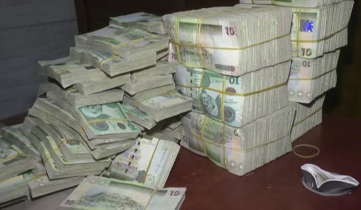 34751EE4 14F1 467B 8525 B2403F127B04 3de0bb98