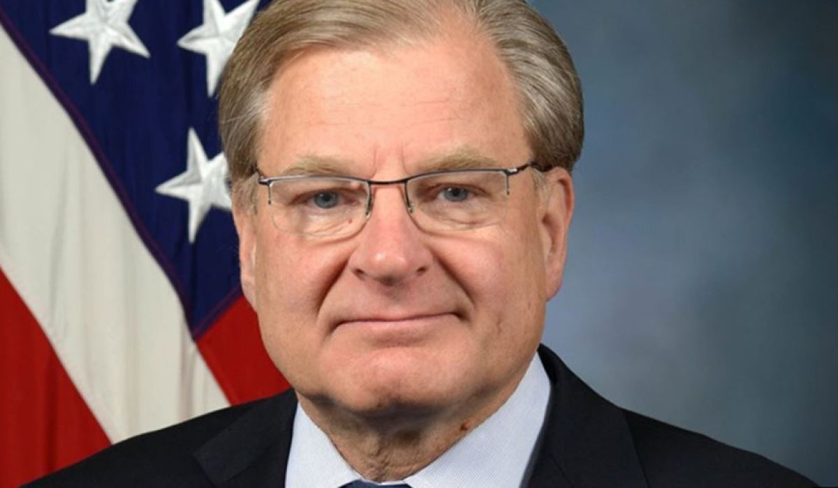 Richard Norland 63977d11